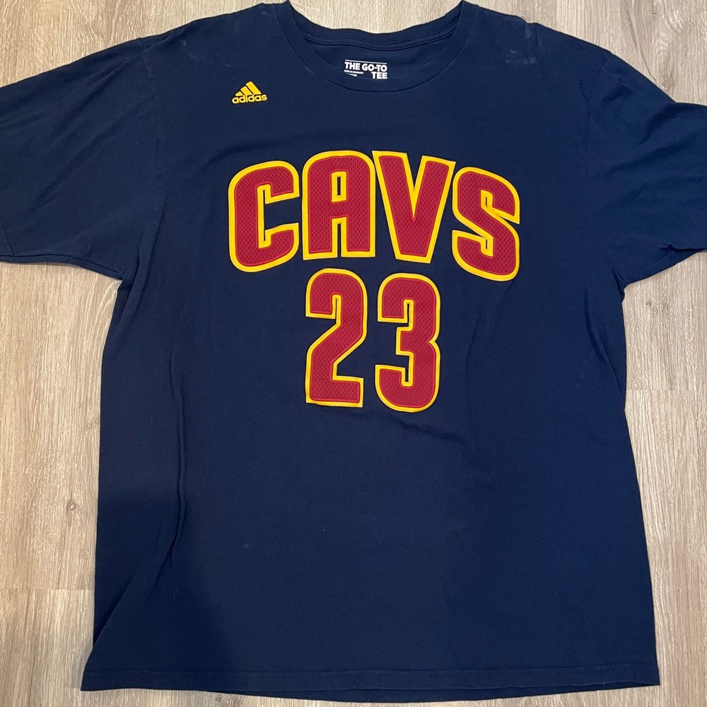 Cav’s Lebron James Adidas Shirt | XL